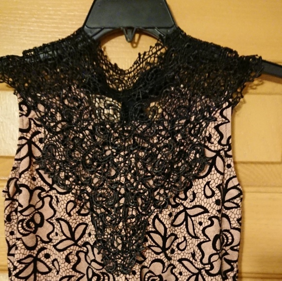 Dress - Picture 3 of 4